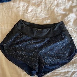 Outdoor voices Hudson shorts